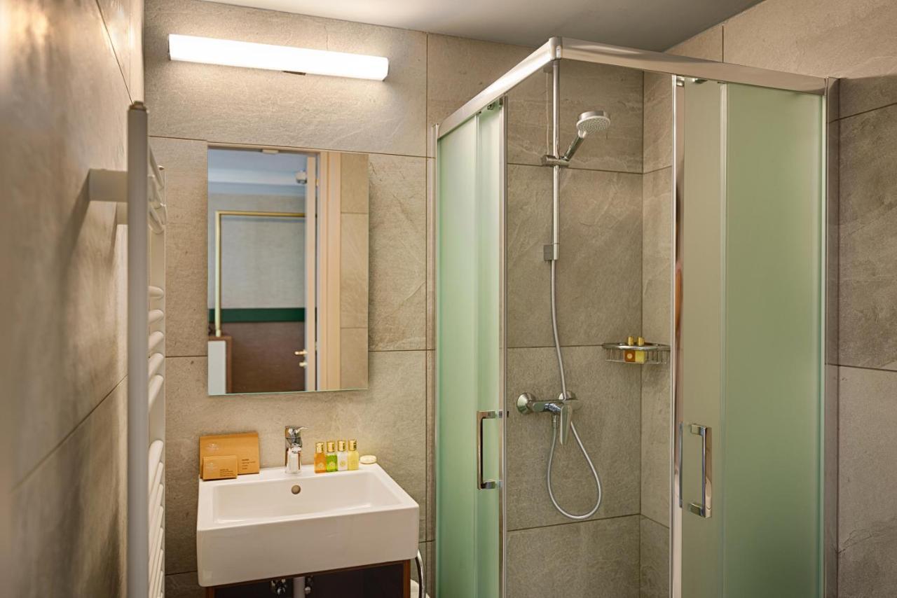 Petit Palais Platres Boutique Hotel Buitenkant foto