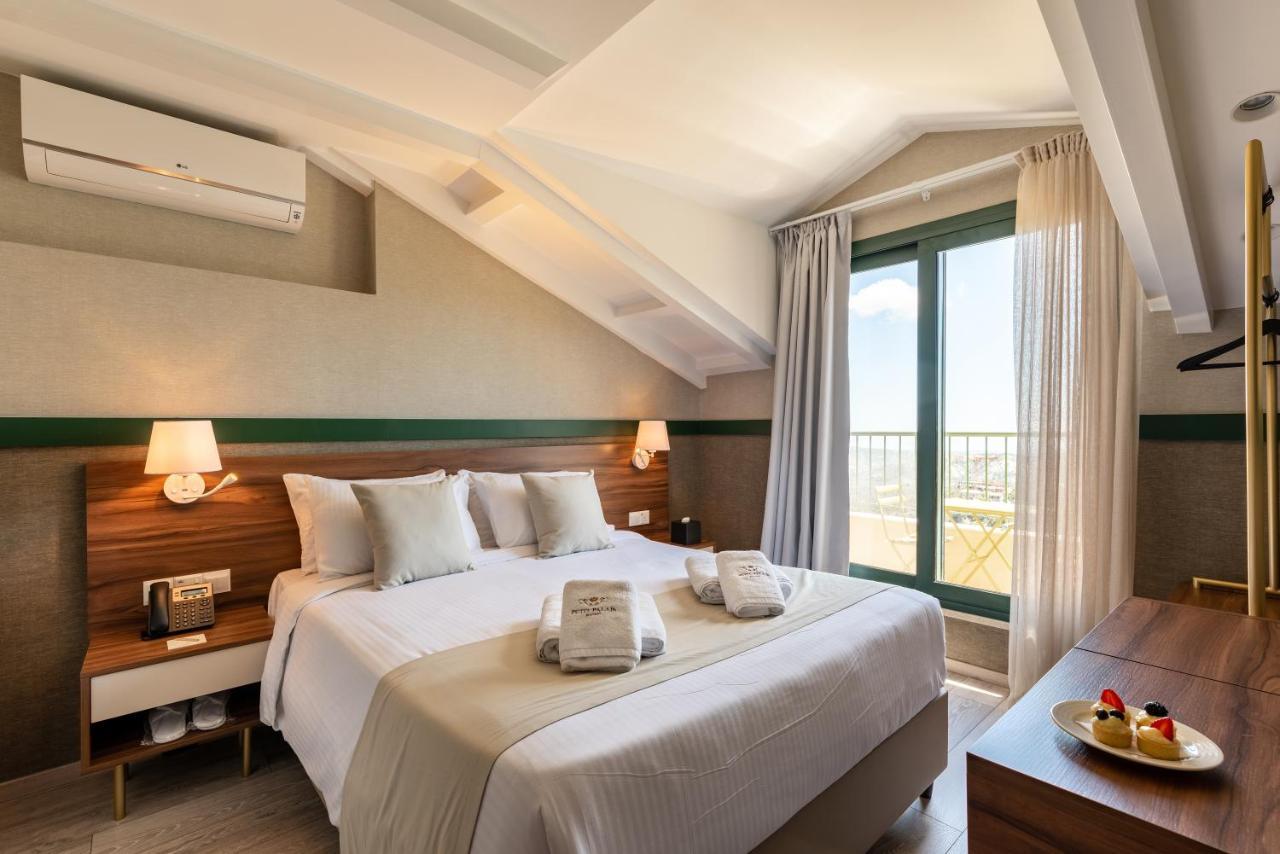 Petit Palais Platres Boutique Hotel Buitenkant foto
